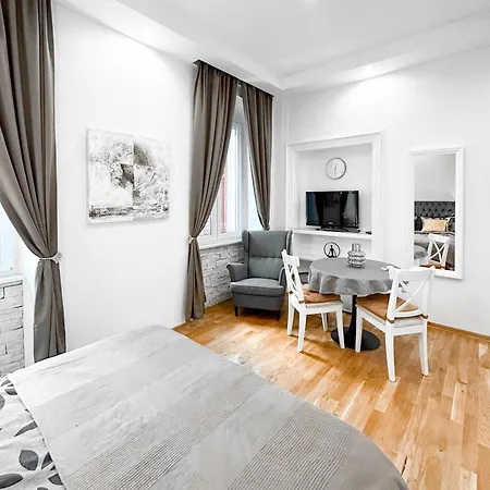 Pensjonat Center 4*